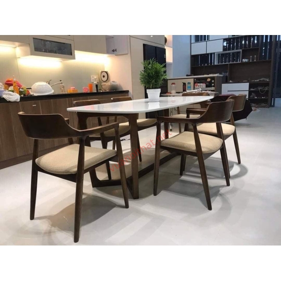 BÀN ĂN GỖ CAO SU 1M6 6 GHẾ MẶT GIẢ ĐÁ NÂU ĐEN